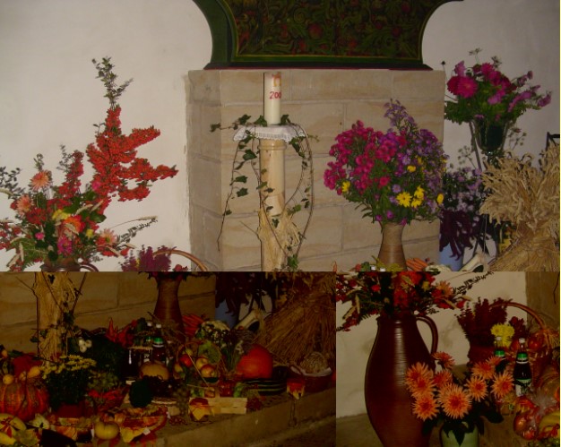 Blumen, welche in der Klosterkirche stehen
